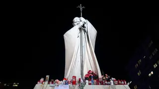 Papst Franziskus verbringt nach Rückfall ruhige Nacht