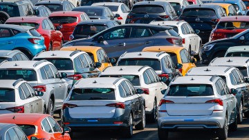 Auswertung März 2025: Hersteller-Zulassungen als kleine Marktstütze