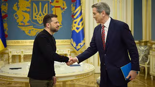 Ukraine und USA unterzeichnen Rohstoffabkommen