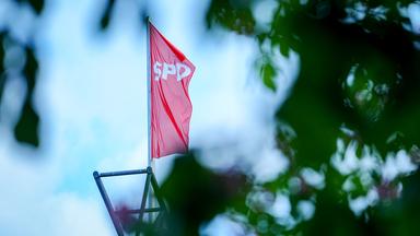 SPD-Mitglieder stimmen für Koalitionsvertrag