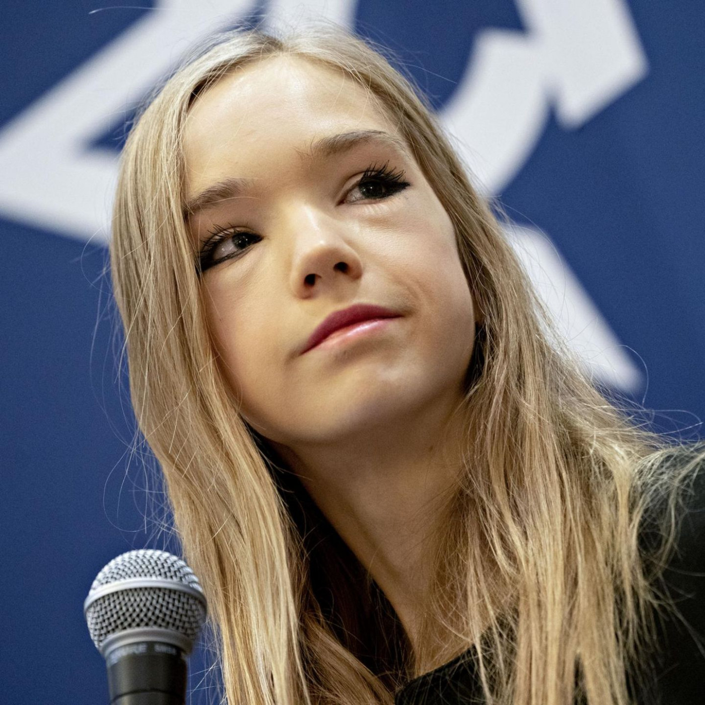 Die Postergirls der Rechtsextremen: Lächeln, Liken, Hetzen