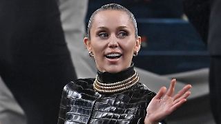 Miley Cyrus streitet Probleme mit ihrer Familie ab
