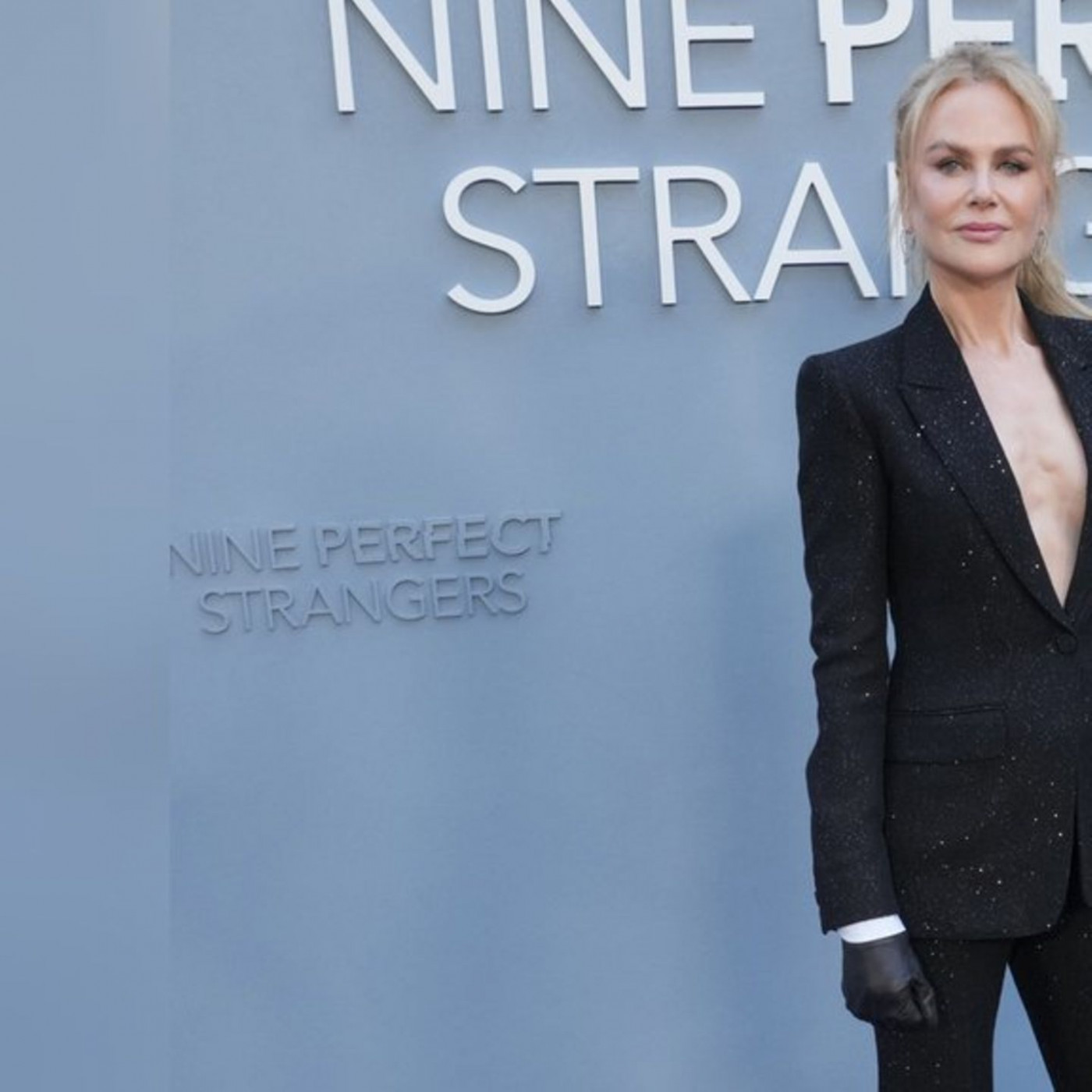 Nicole Kidman erscheint stilvoll und BH-los
