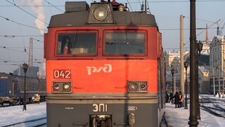 Zug entgleist nach Brückeinsturz in russischer Grenzregion