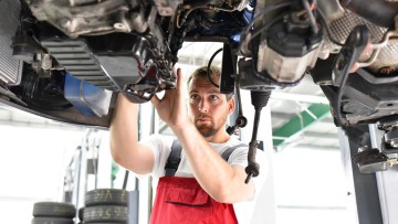 Versicherer schlagen Alarm: Kfz-Reparaturen werden 2025 erneut teurer