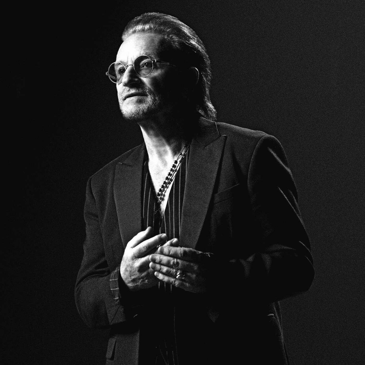 Bono zeigt sein Herz – sogar im OP-Saal