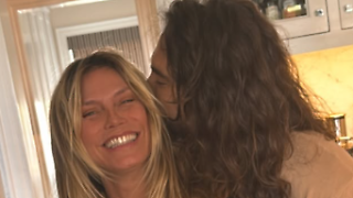 Heidi Klum feiert mit deutschem Kartoffelsalat