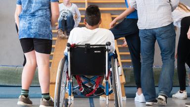 Lehrer offen für Inklusion - Umsetzung hinkt