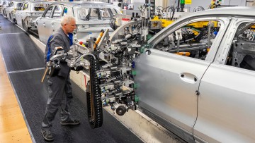 Studie: Autobauer aus Asien fahren deutschen Konzernen davon