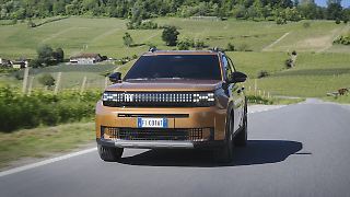 Fiat Grande Panda Hybrid - ein Gadget für die Zeitreise