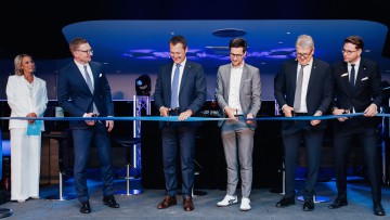 Kestenholz: Mercedes-Händler eröffnet modernisiertes PKW-Center