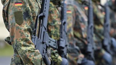 Wehrdienst kommt "dieses Jahr auf Wiedervorlage"