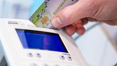 Streit über Erhöhung der Kassenbeiträge