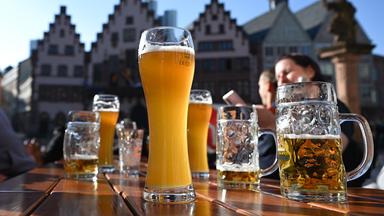 Gesundheitsminister wollen Stopp für "begleitetes" Trinken