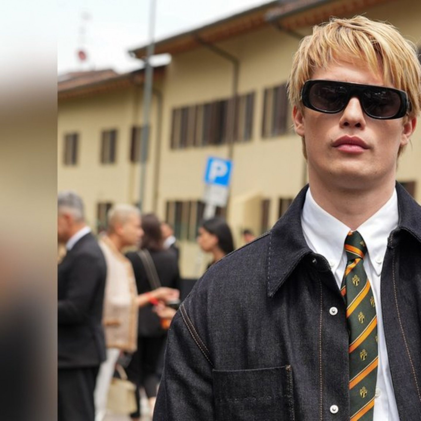 Nicholas Galitzine posiert als He-Man