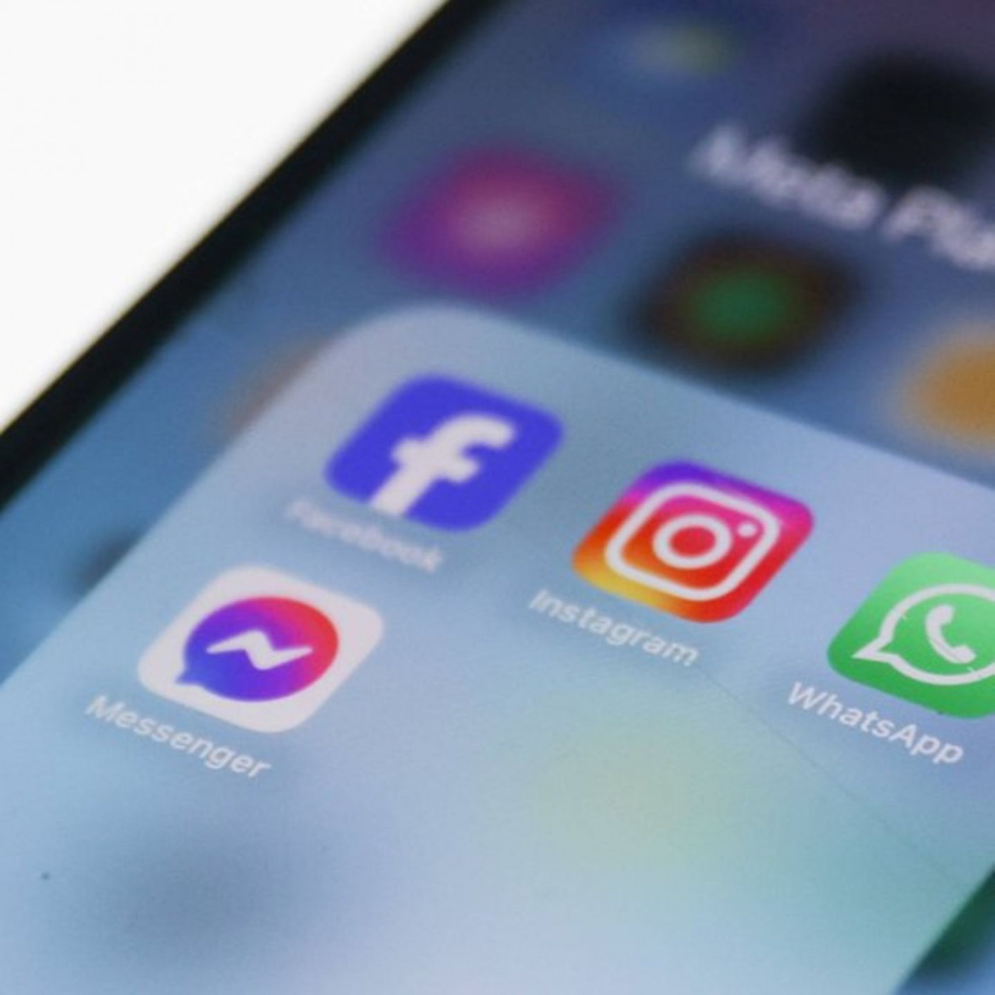 Messenger schaltet künftig Werbung