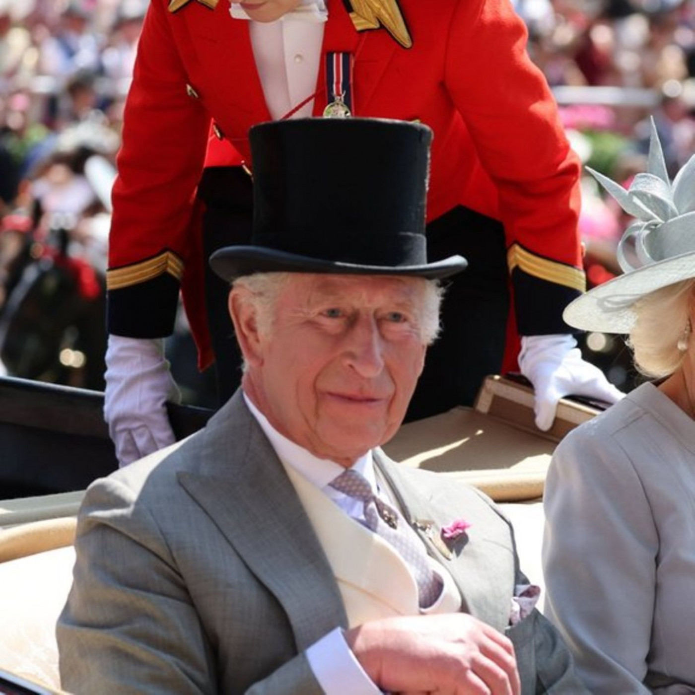 Königsfamilie bei Royal Ascot fast komplett