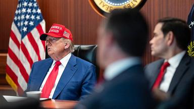 Hat Trump jetzt ein Problem mit seiner MAGA-Basis?