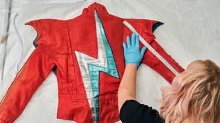 V&amp;A Storehouse: In diesem Museum ist Berühren fast schon Pflicht