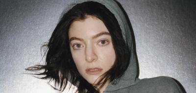 Lorde präsentiert neue Musik – und ihren Intimbereich