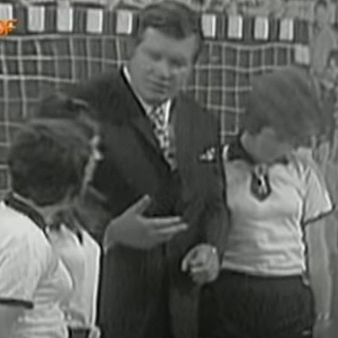 "Mutter hat eine wunderbare Flanke gegeben": Wim Thoelke verspottet Frauenfußball