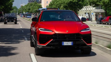 Lamborghini Urus SE: Supersportler mit Stromanschluss