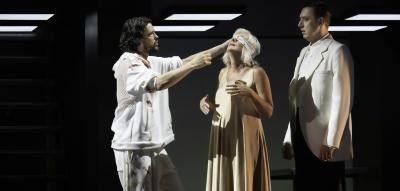 Der Tod kommt, als die Mozart-Platte aufgelegt wird
