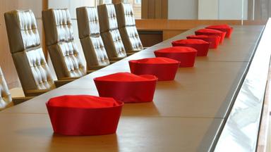 Die Koalition stolpert in ihre erste große Krise