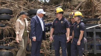 Trump besucht Flutgebiet in Texas