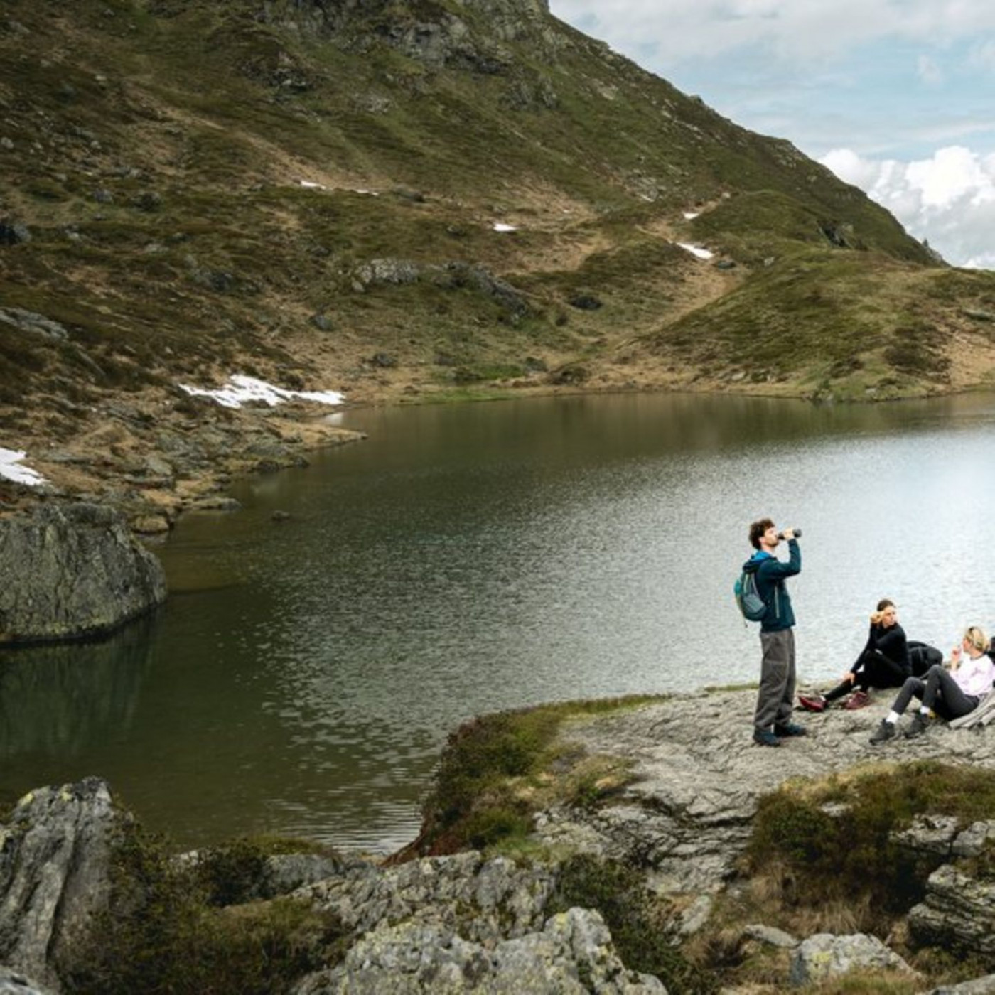Wanderreihe gestattet Zelten in den Bergen