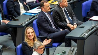 Grüne schreiben Brief - Spahn räumt Fehler ein