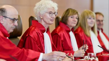 Wie Karlsruhe die Regierung in die Pflicht nimmt