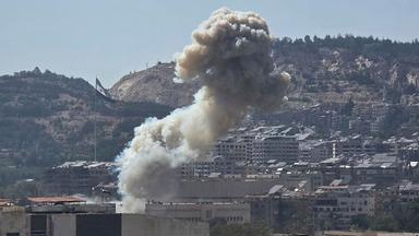 Israel greift Ziele in Damaskus an