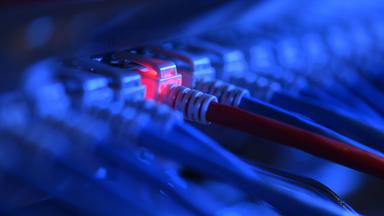Behörden schalten Servernetz prorussischer Hacker ab
