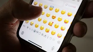 😂 oder 💀? Warum Emojis uns manchmal alt aussehen lassen