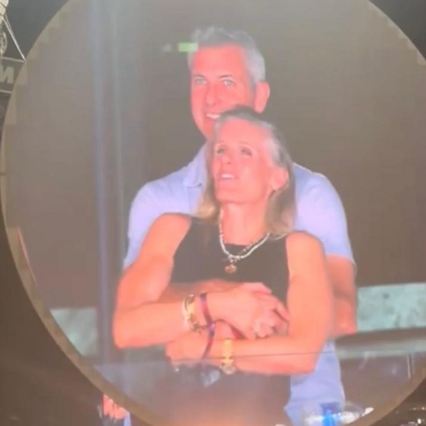 Tech-CEO nach Kiss-Cam-Vorfall bei Coldplay-Konzert beurlaubt