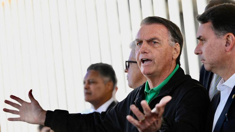Bolsonaro muss künftig Fußfessel tragen