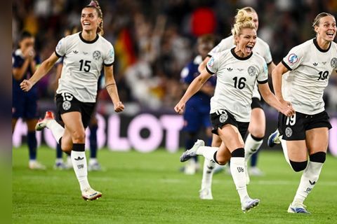 Fußballerinnen holen wieder Top-Quote