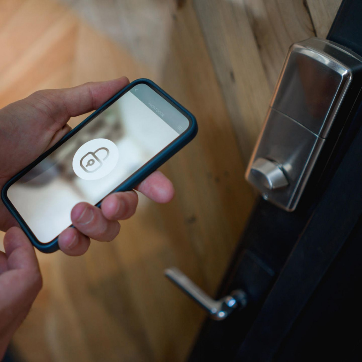 Kein Schlüssel, kein Problem: Fünf Smart Locks im Vergleich