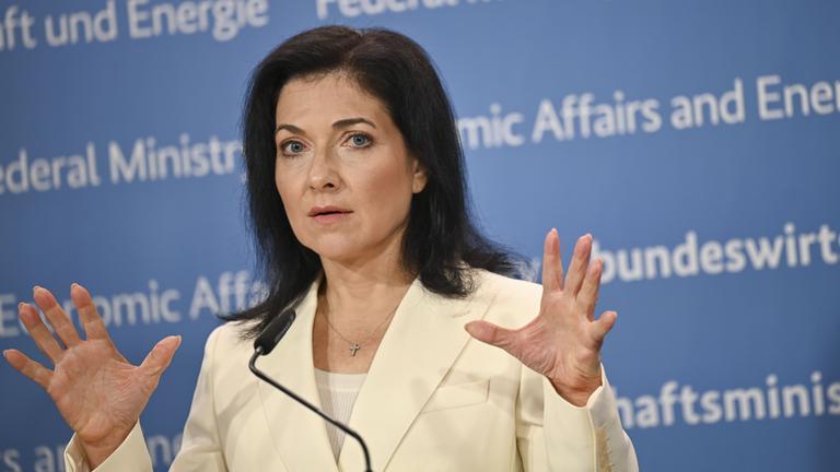 "Wir müssen mehr und länger arbeiten"