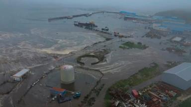 Tsunami trifft russische Halbinsel Kamtschatka
