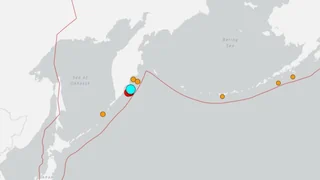 Erdbeben vor Russlands Ostküste löst Tsunami-Warnung aus