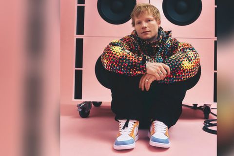 Ed Sheeran holt Rupert Grint vor die Kamera