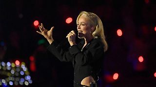 Schlagerstar Michelle berichtet von düsterer Kindheit