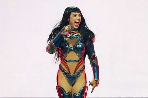 Katy Perry und ihr heikler Tanz auf den Dünen