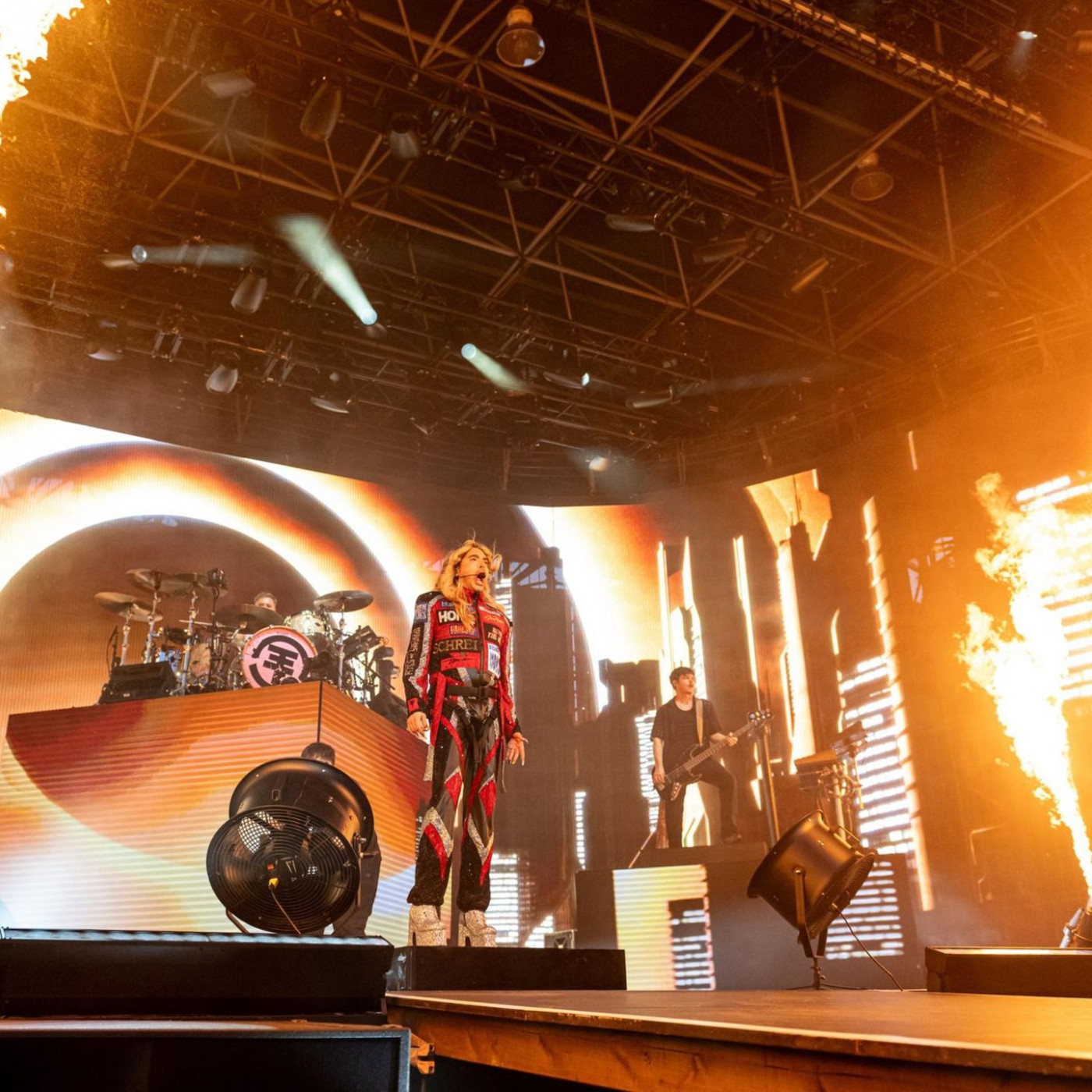 Schwitzend durch den Monsun: Tokio Hotel liefern ab. Und wie