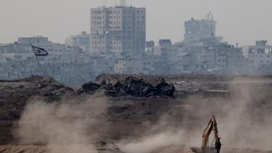 Israels Offensive sorgt für Proteste und Kritik