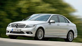 Mercedes C-Klasse - glänzend mit ein paar Schatten