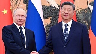 Trump stellt US-Luftunterstützung in Aussicht – Putin dankbar in China
