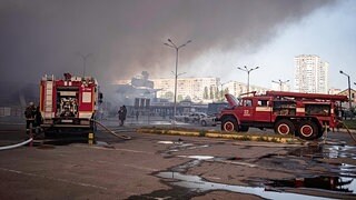 Selenskyj: Mehr als 20 tote Zivilisten nach russischem Angriff